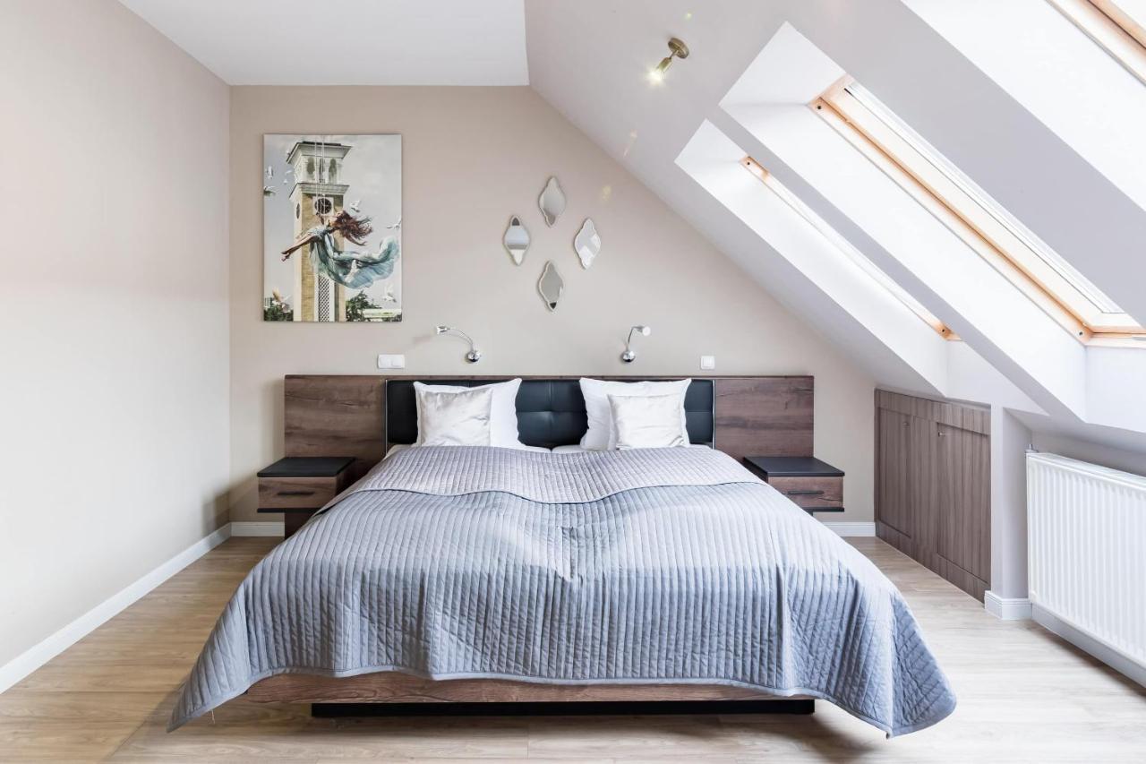 Sunny And Central Penthouse With Private Garage Budapest Luaran gambar